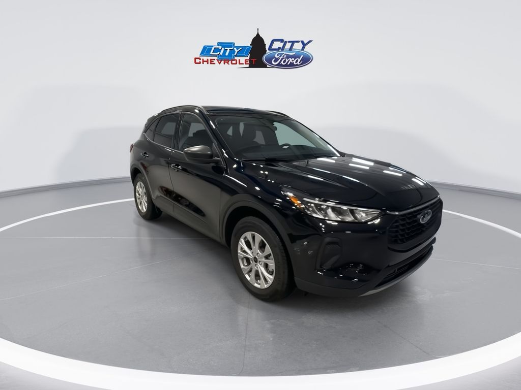 2025 Ford Escape Active Premium photo 2