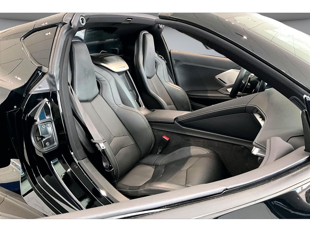2023 Chevrolet Corvette 2LT - Photo 9