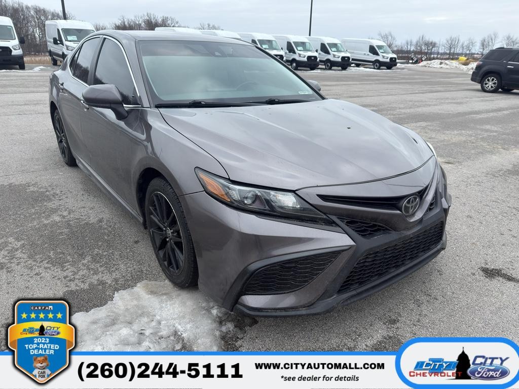 Used 2021 Toyota Camry SE Sedan
