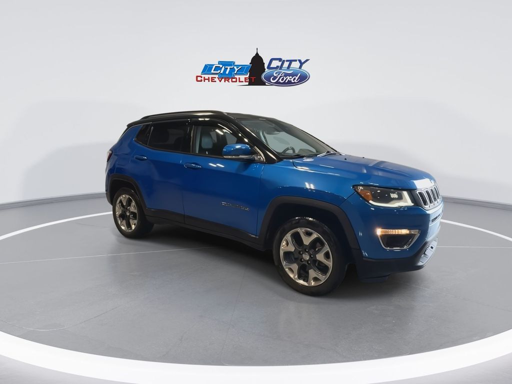 2019 Jeep Compass Limited photo 2