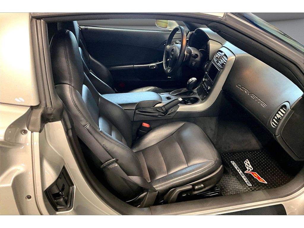 2007 Chevrolet Corvette Base - Photo 9
