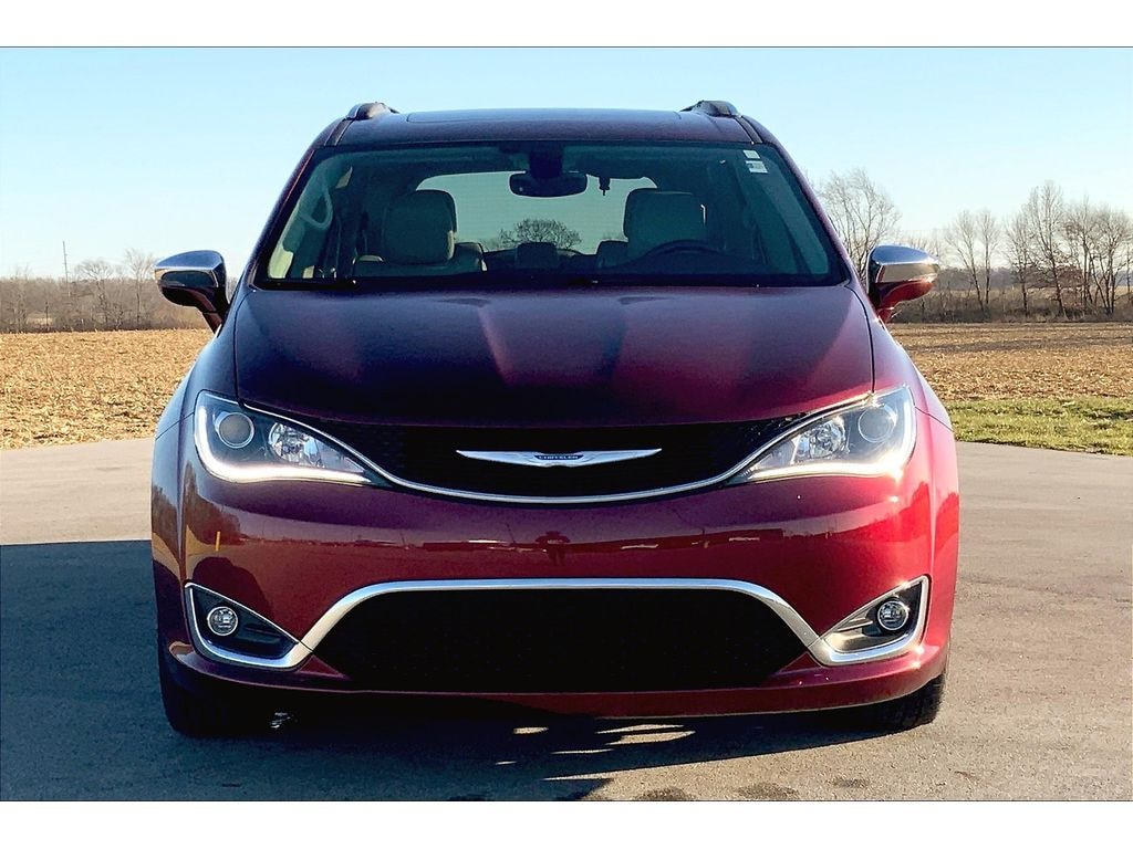 Used 2017 Chrysler Pacifica Limited Passenger Van