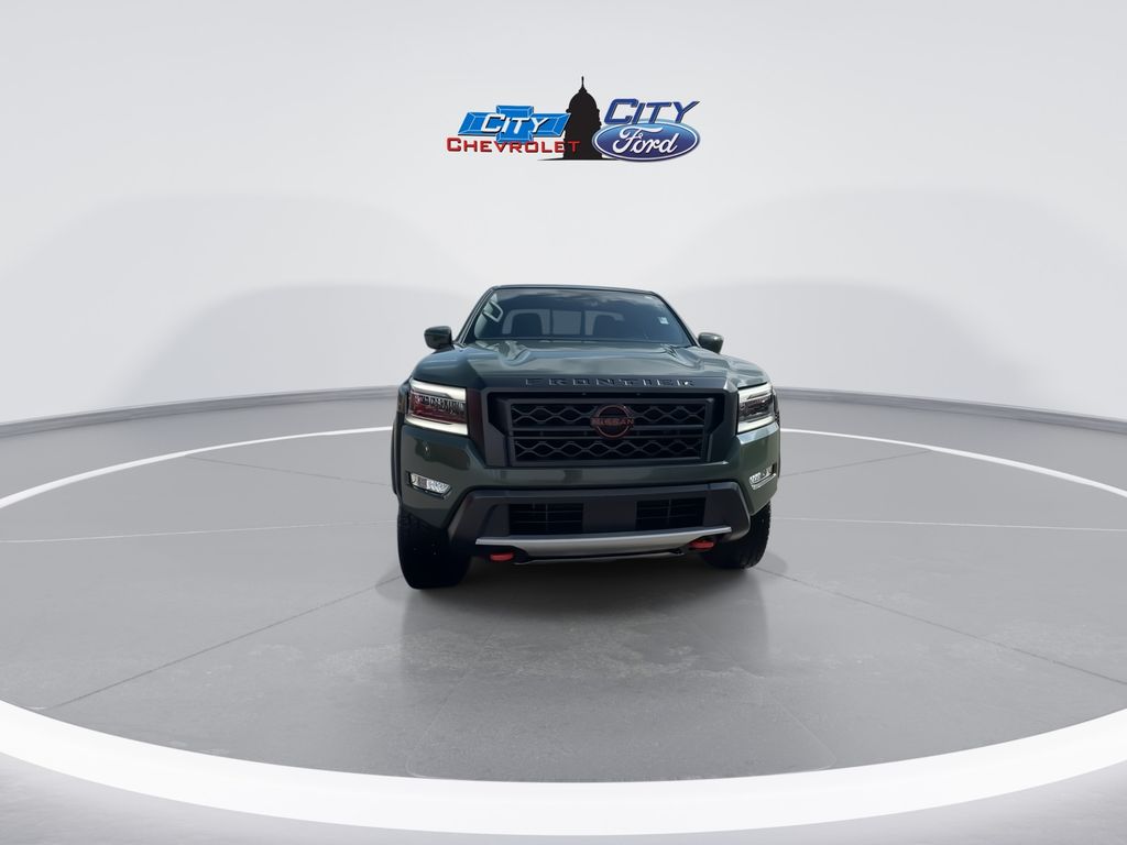2023 Nissan Frontier PRO-4X Crew Cab photo 3