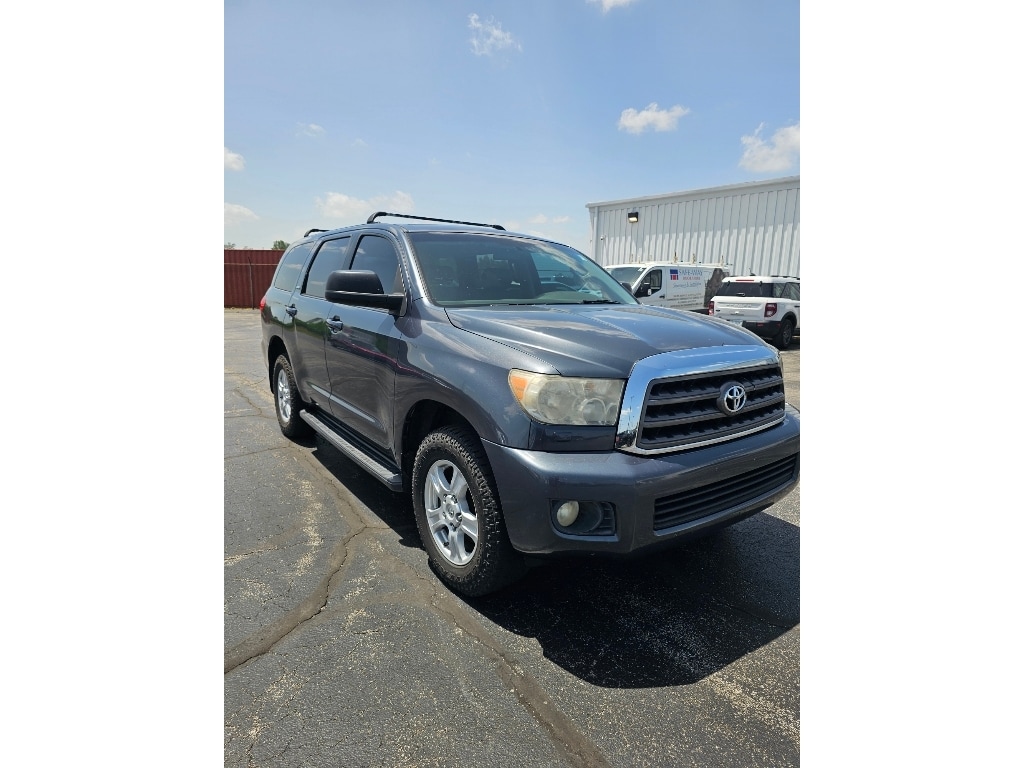 Used 2009 Toyota Sequoia SR5 with VIN 5TDBT64AX9S001138 for sale in Columbia City, IN