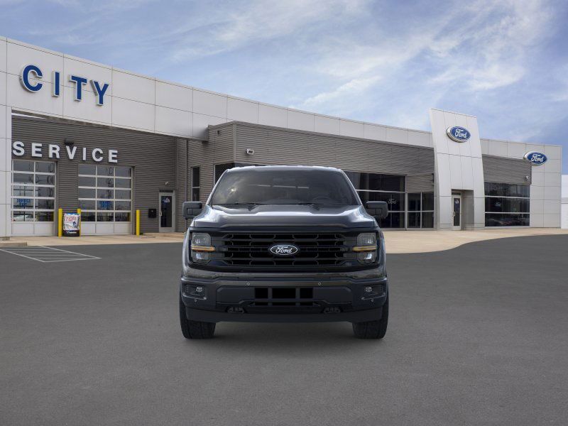 2025 Ford F-150 XLT photo 2