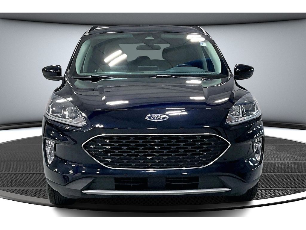 2021 Ford Escape SEL Sport photo 2