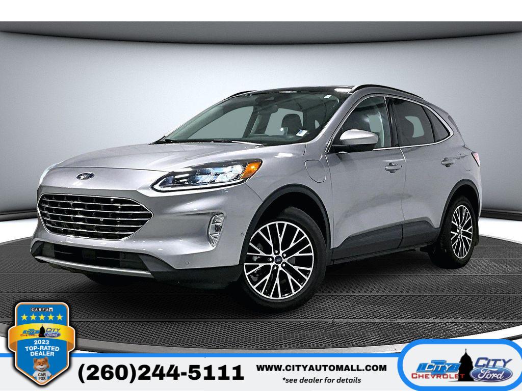 2021 Ford Escape Titanium's photo