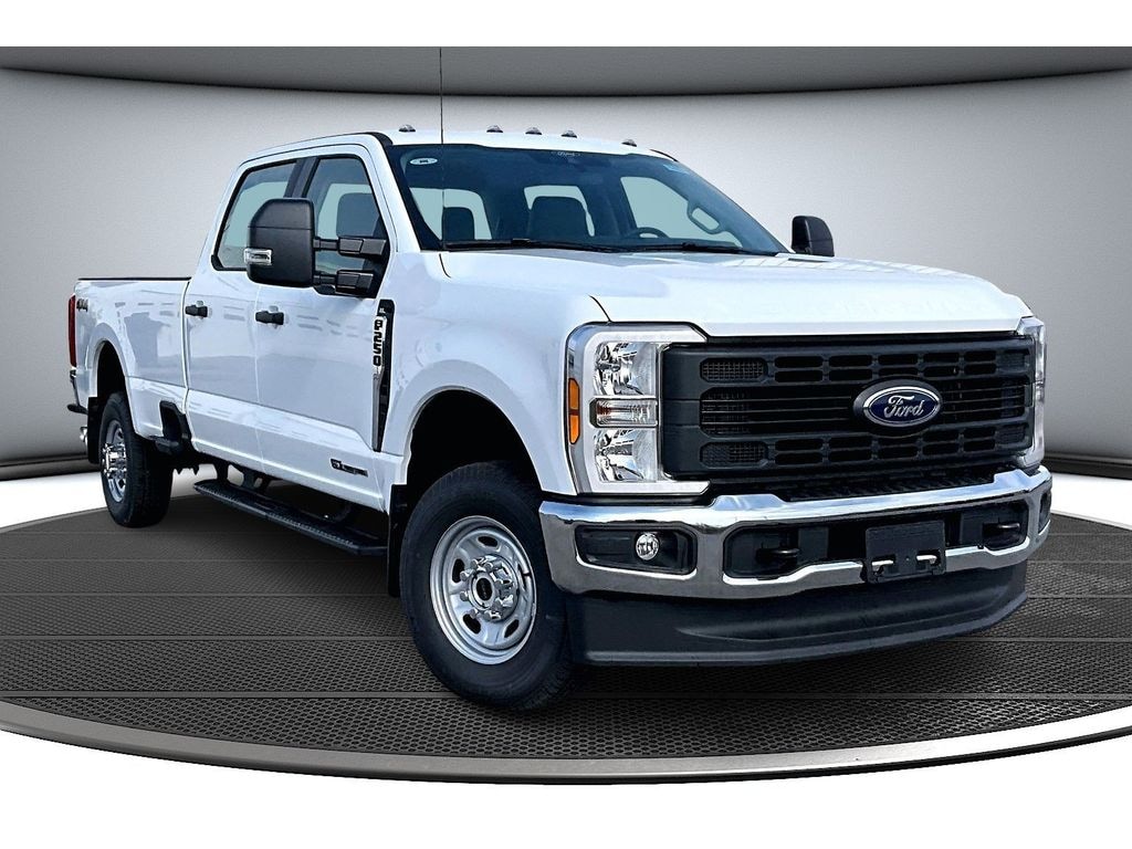 New 2026 Ford F-250 XL Crew Cab