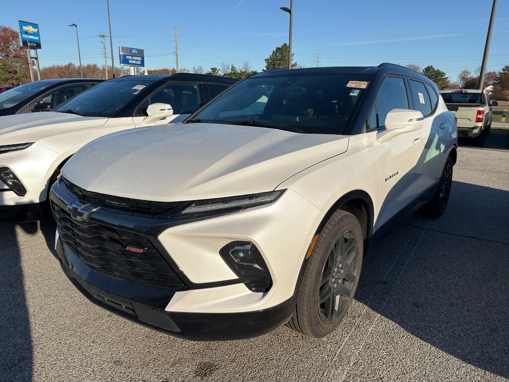 2023 Chevrolet Blazer RS photo 3