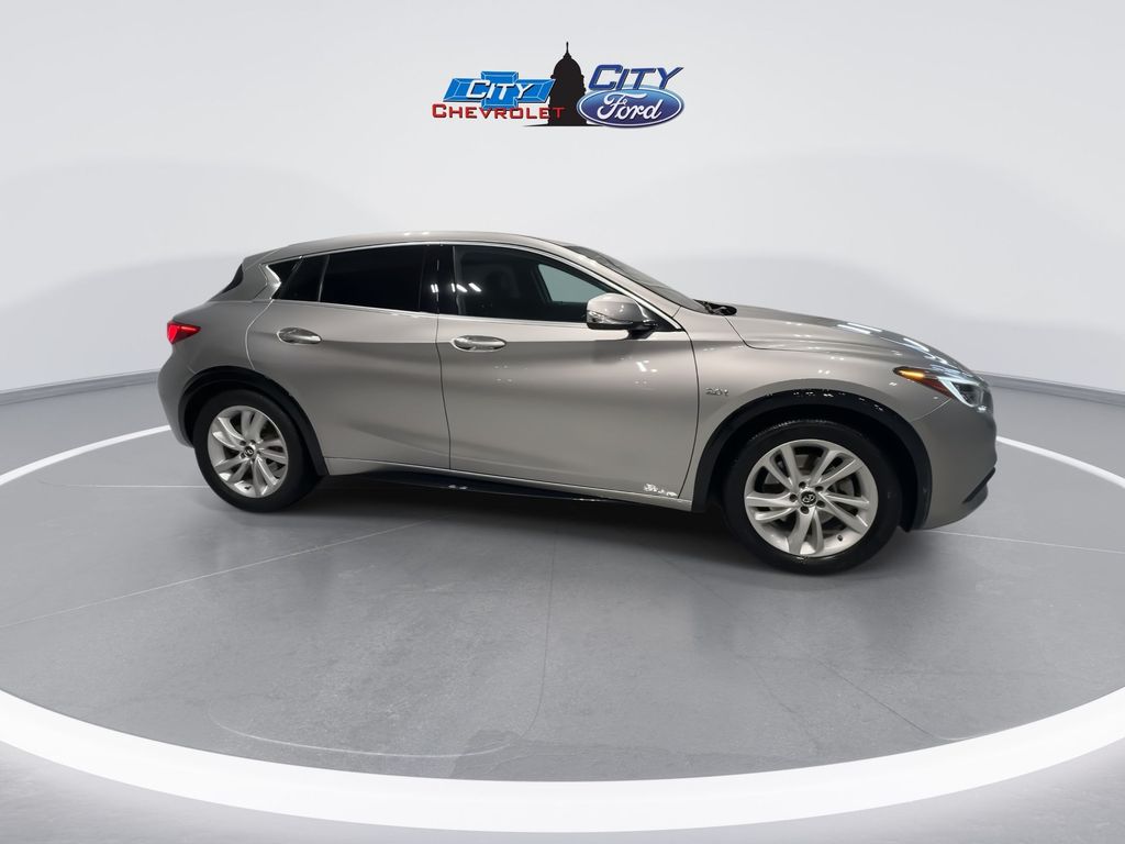 Used 2018 INFINITI QX30 Luxury with VIN SJKCH5CP7JA056165 for sale in Columbia City, IN