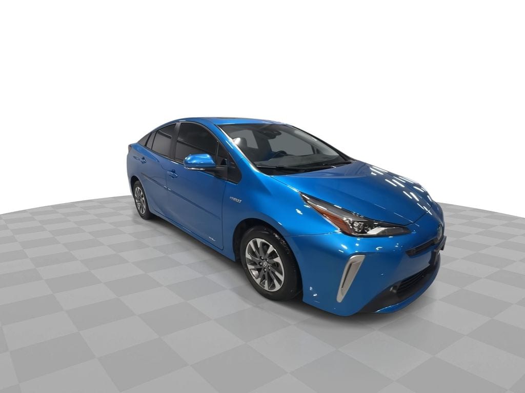 Used 2022 Toyota Prius XLE with VIN JTDKAMFU8N3163931 for sale in Columbia City, IN