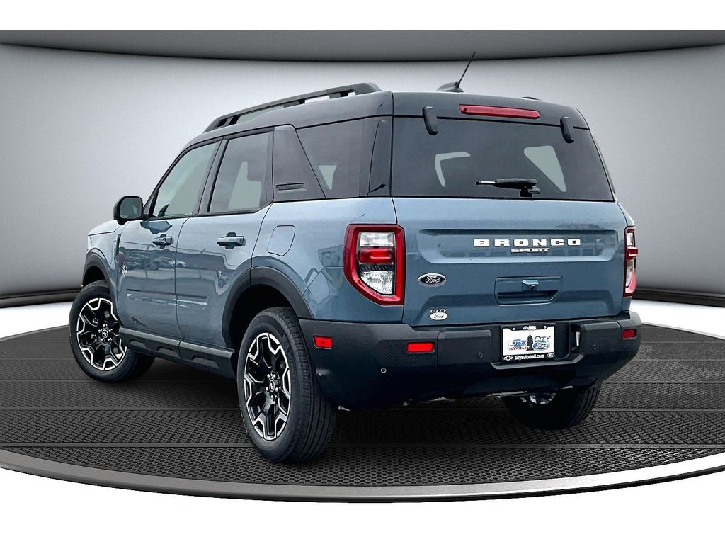 2025 Ford Bronco Sport Outer Banks photo 3