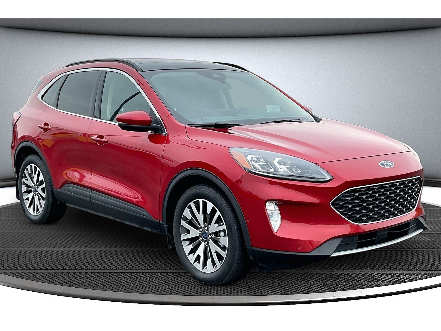 Used 2020 Ford Escape Titanium with VIN 1FMCU9DZ7LUB00622 for sale in Columbia City, IN