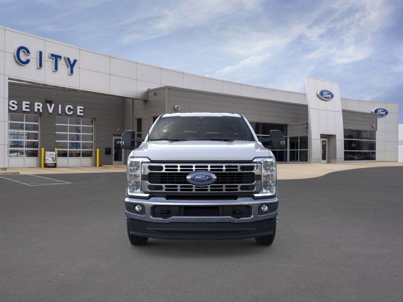 2026 Ford F-350 XL photo 2