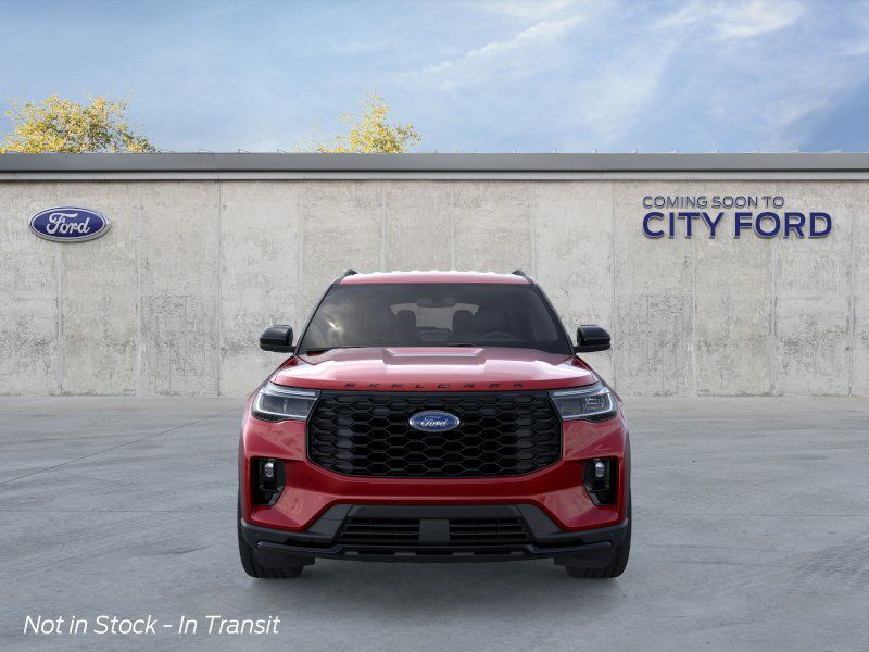 2025 Ford Explorer ST-Line photo 2