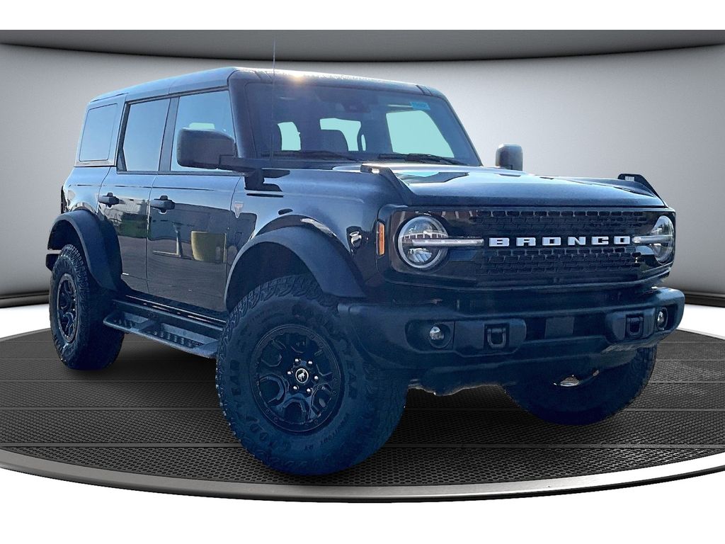 2025 Ford Bronco Badlands photo 2
