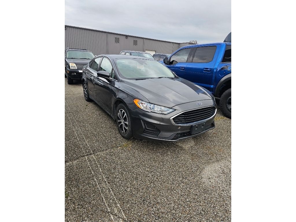 Used 2020 Ford Fusion S with VIN 3FA6P0G78LR105453 for sale in Columbia City, IN
