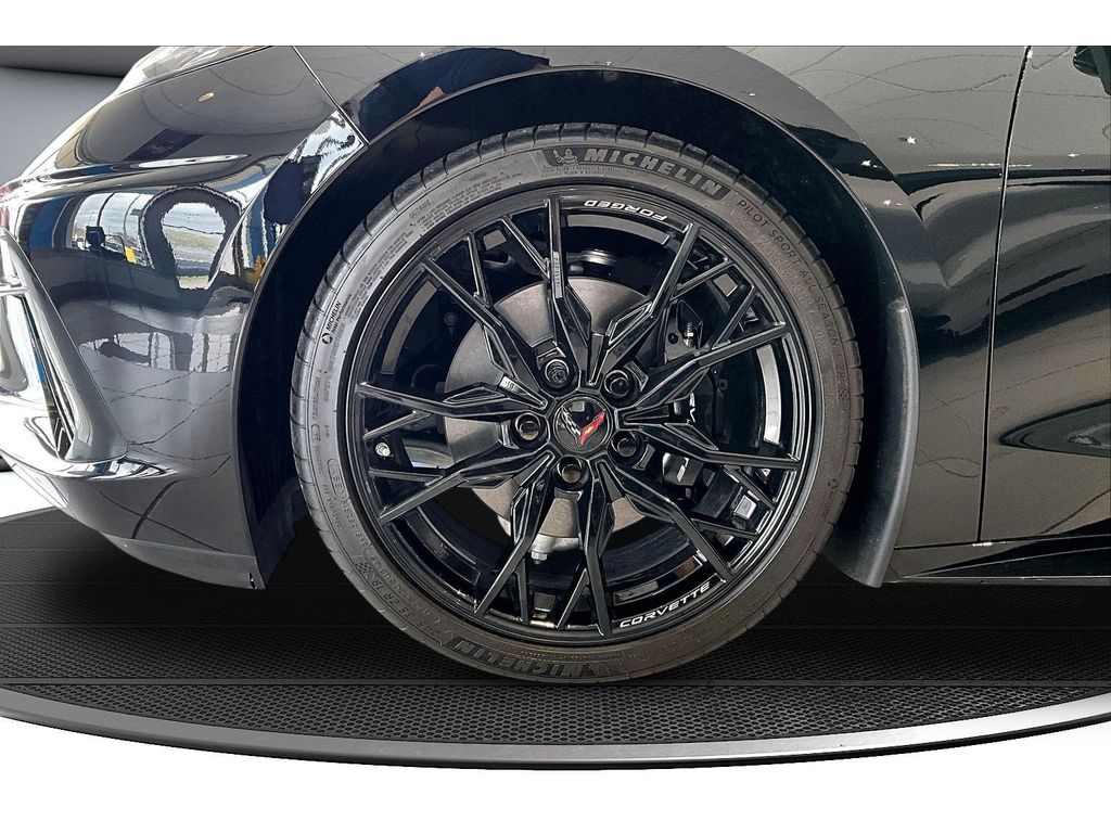 2023 Chevrolet Corvette 2LT - Photo 11
