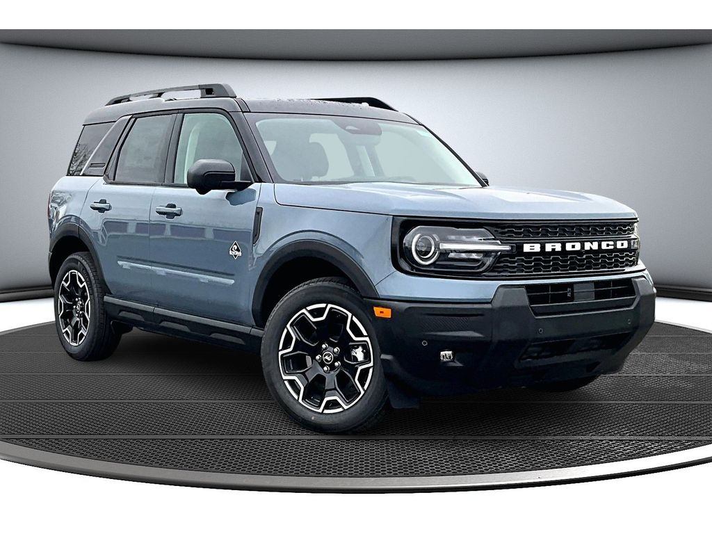 2025 Ford Bronco Sport Outer Banks photo 2