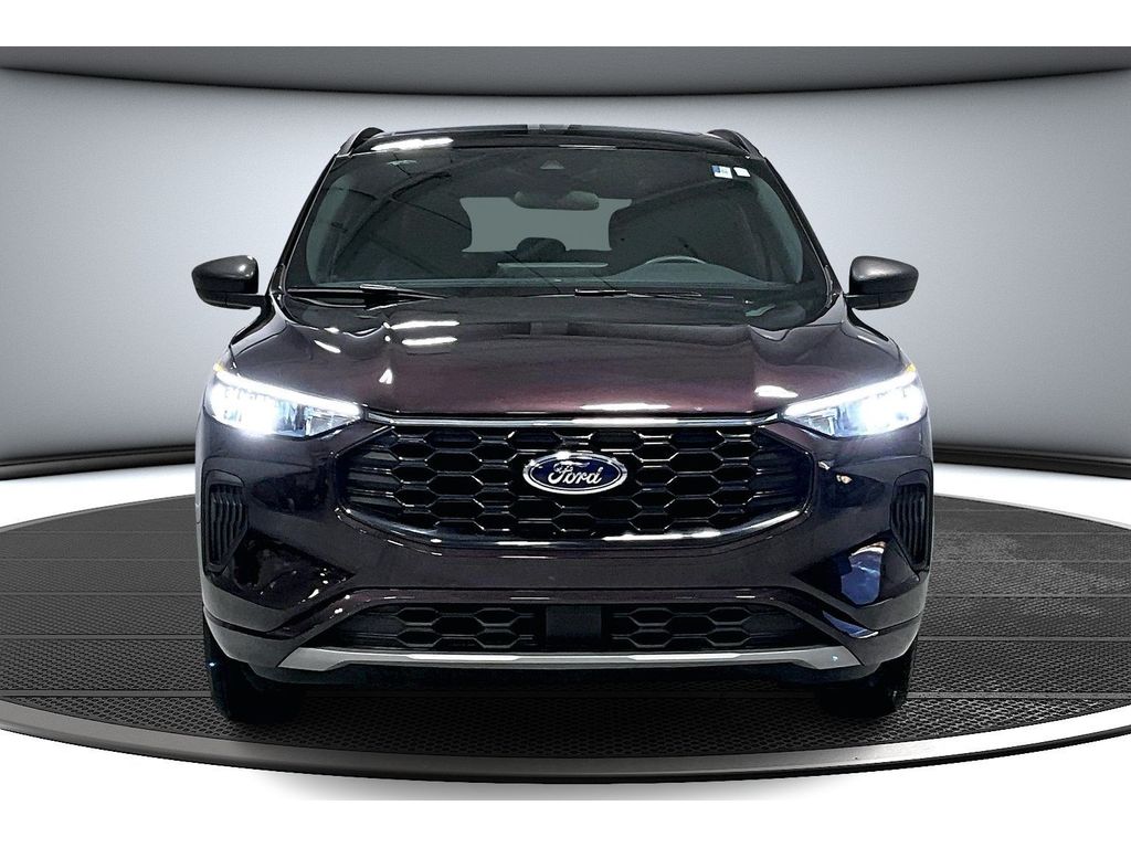 2023 Ford Escape ST-Line photo 3