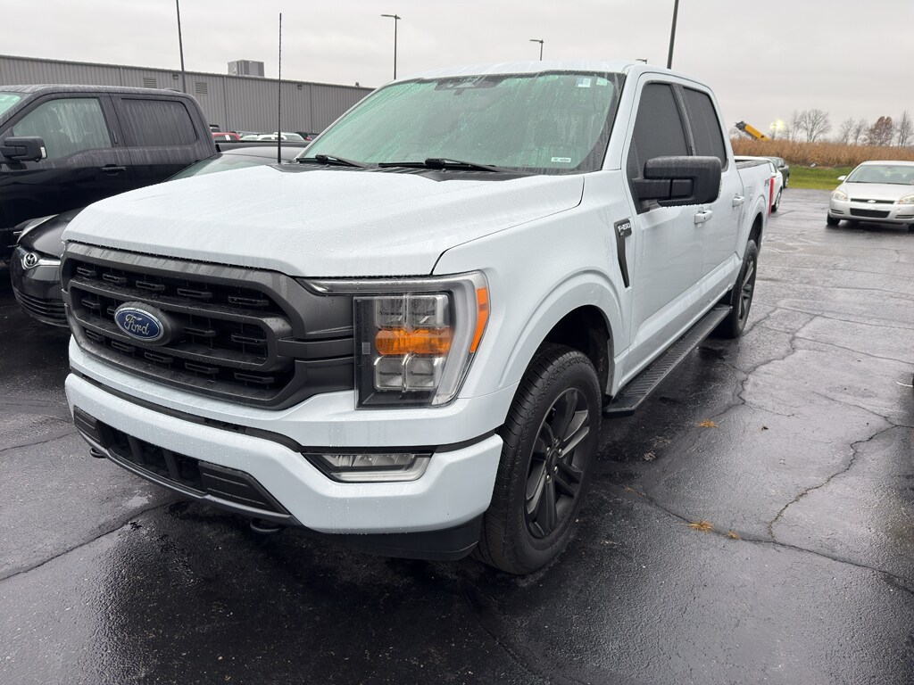 2022 Ford F-150 XLT photo 3