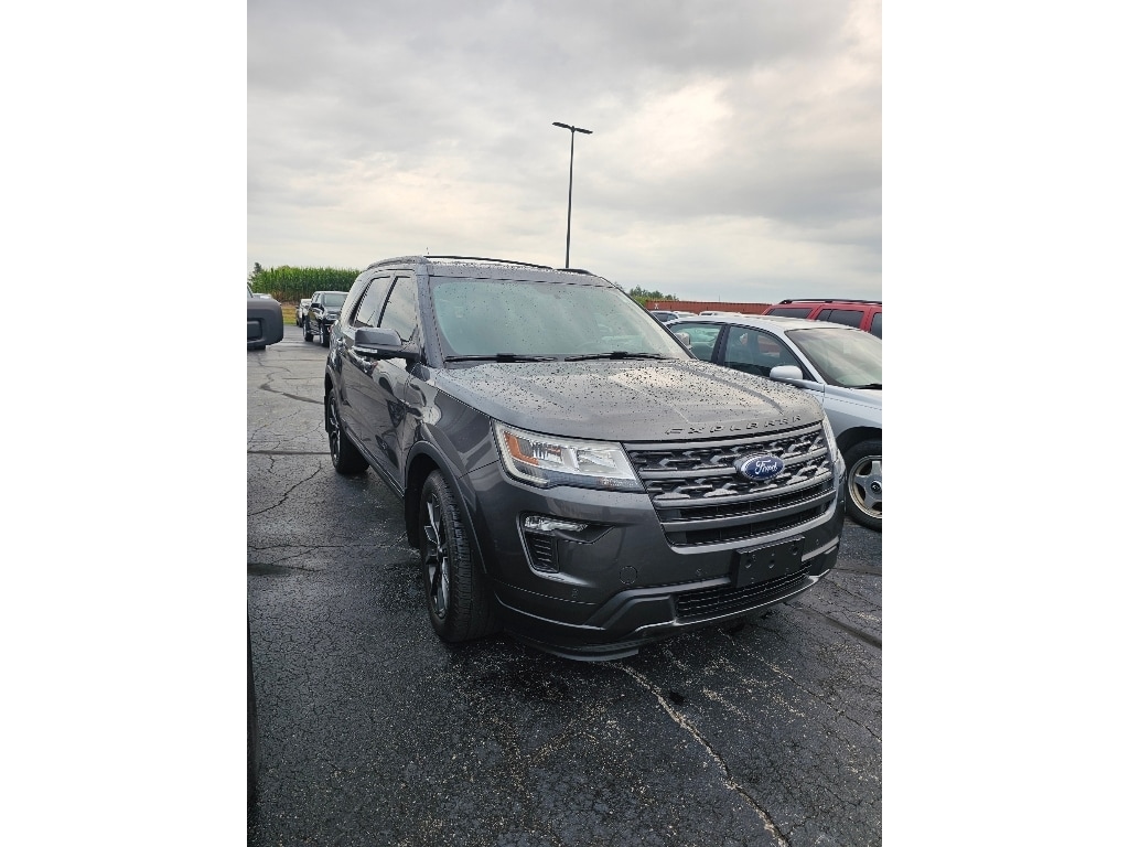 Used 2018 Ford Explorer XLT with VIN 1FM5K8D80JGC82689 for sale in Columbia City, IN