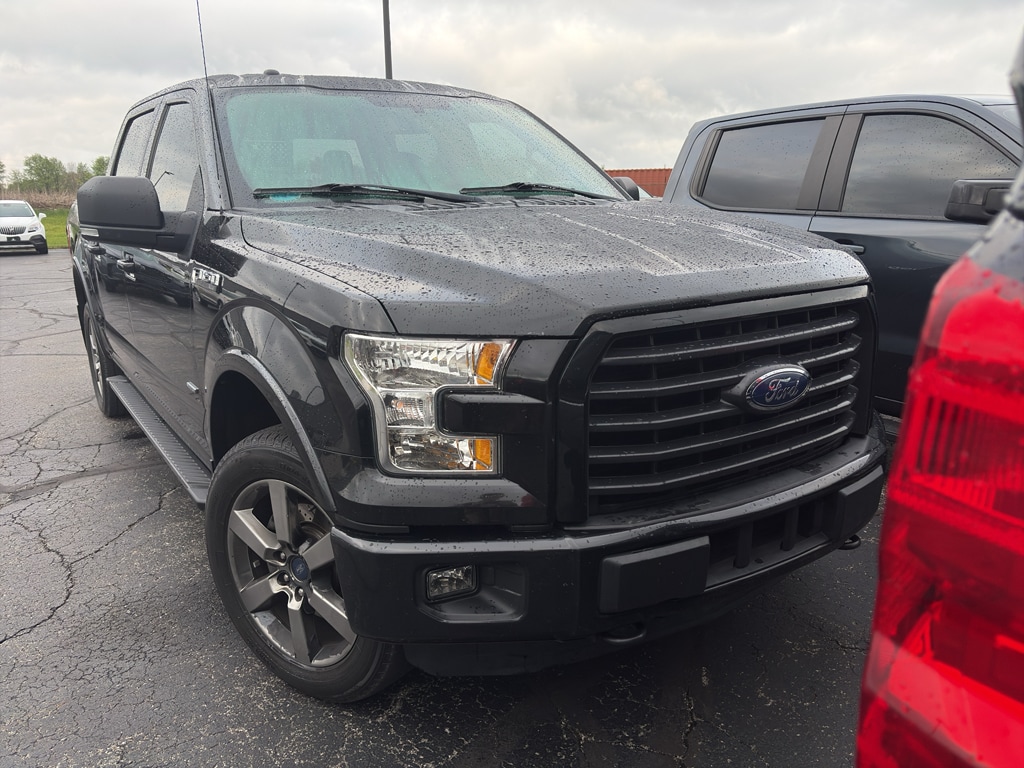 Used 2015 Ford F-150 XLT Crew Cab