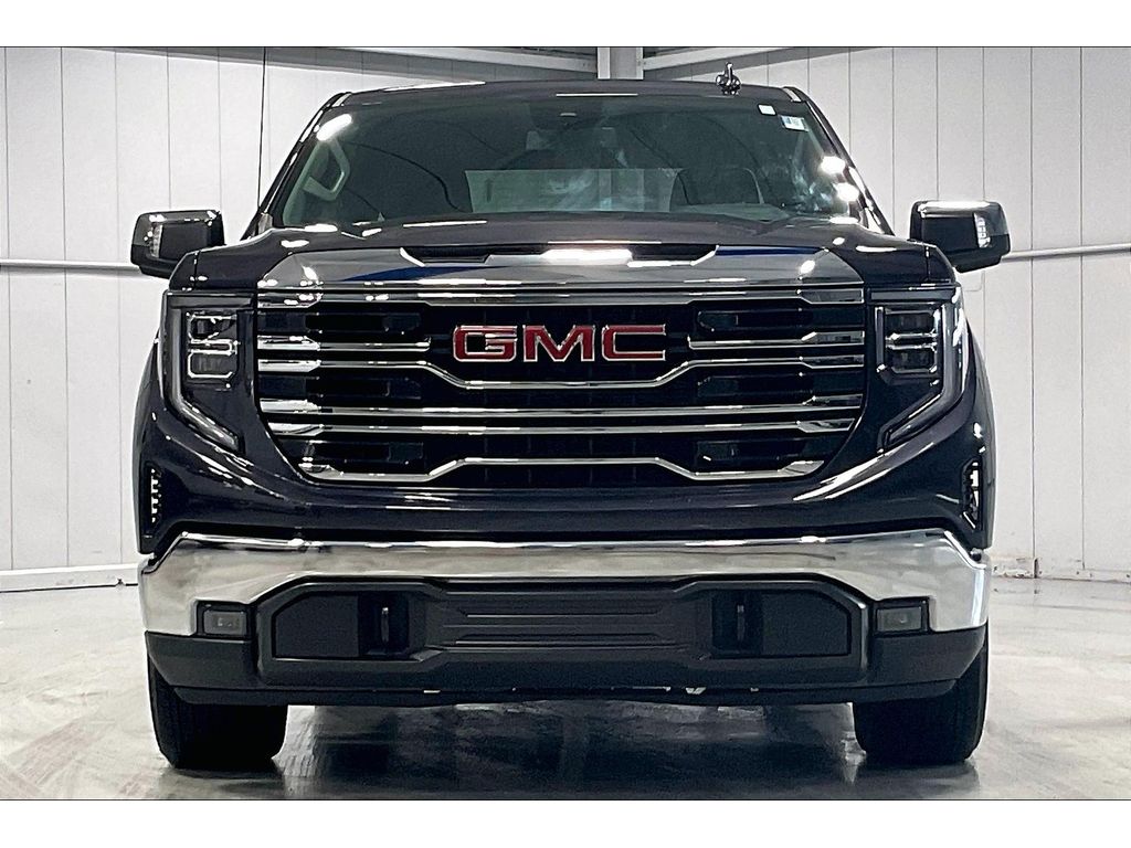 2024 Gmc Sierra 1500 SLT photo 3