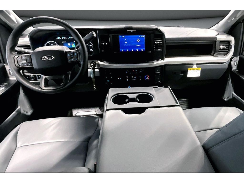 2026 Ford F-250 Super Duty XL - Photo 8