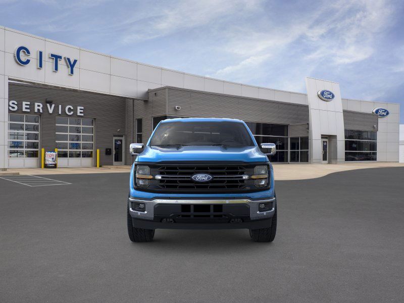 2025 Ford F-150 XLT photo 2