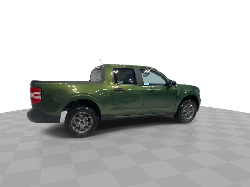 2025 Ford Maverick XLT photo 2