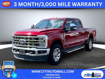2023 Ford F-250 Super Duty LARIAT Crew Cab