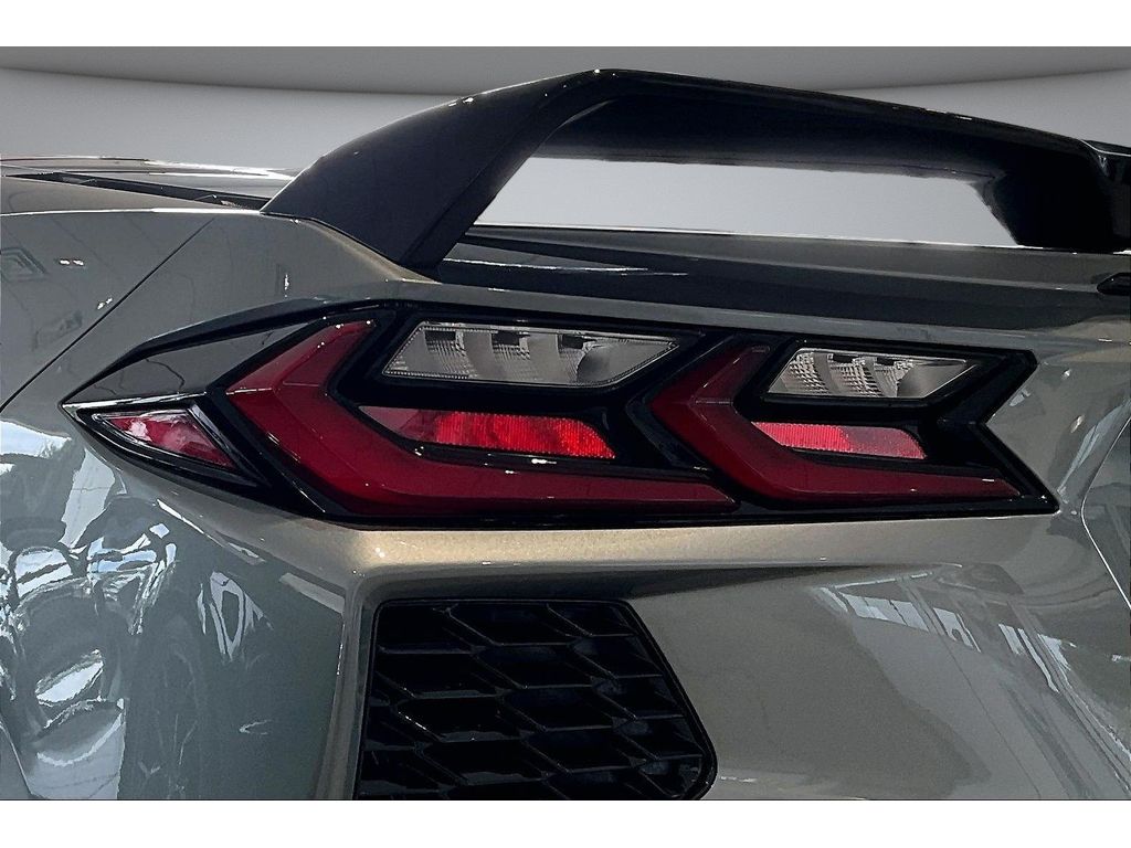 2024 Chevrolet Corvette 2LT - Photo 28