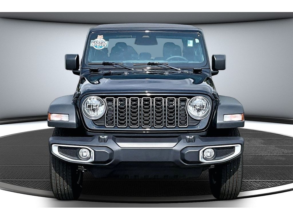 Used 2026 Jeep Gladiator Sport S Crew Cab