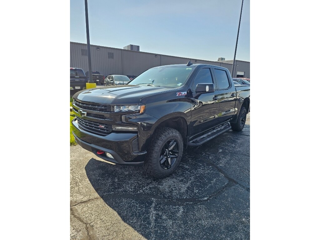 Used 2022 Chevrolet Silverado 1500 LT Trail Boss Crew Cab