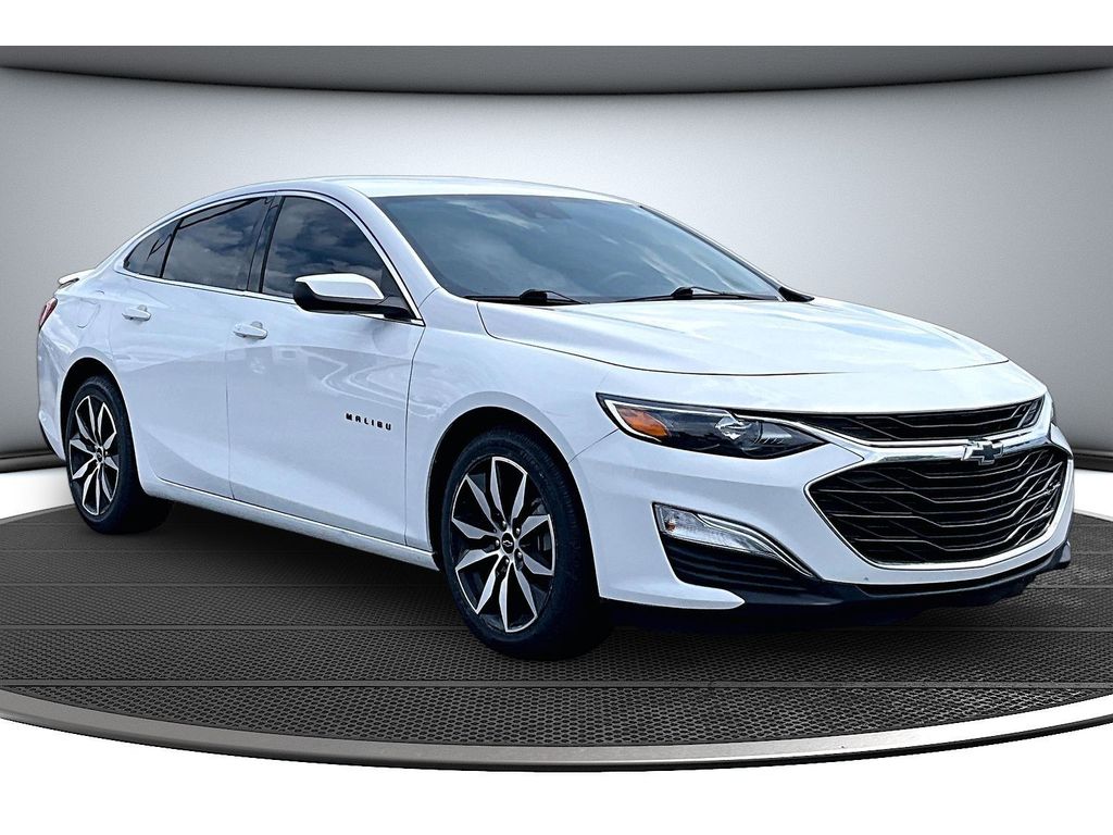 Used 2024 Chevrolet Malibu RS with VIN 1G1ZG5ST5RF195183 for sale in Columbia City, IN