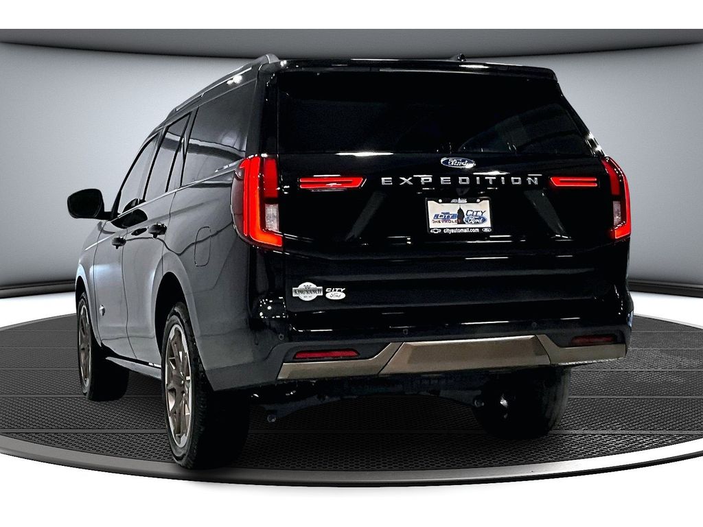 2025 Ford Expedition King Ranch photo 3