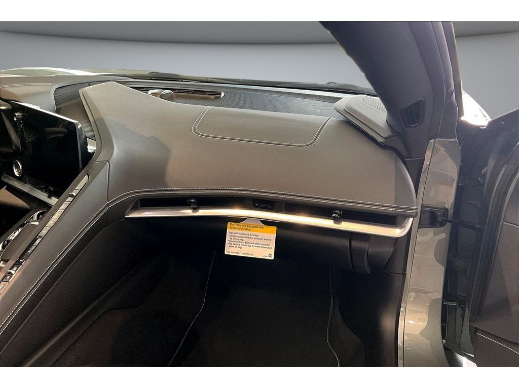 2024 Chevrolet Corvette 2LT - Photo 18