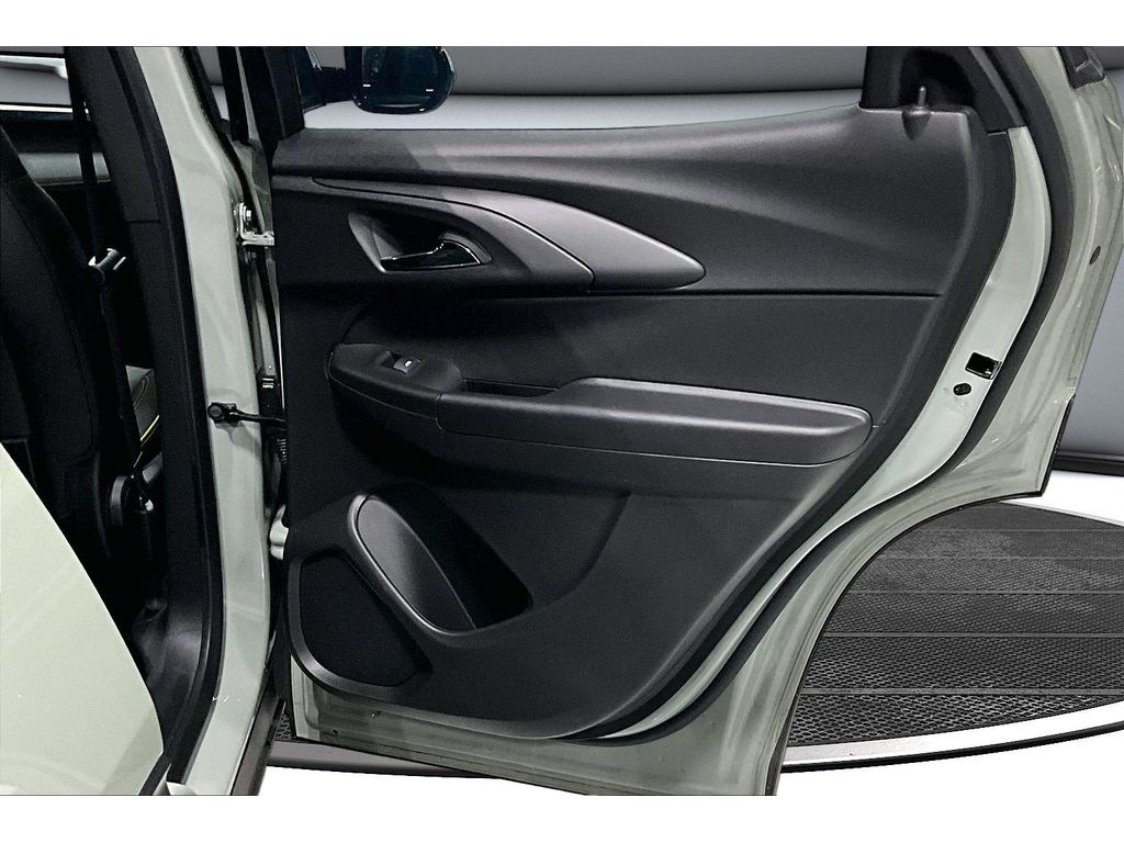 2025 Chevrolet Trailblazer Activ - Photo 39