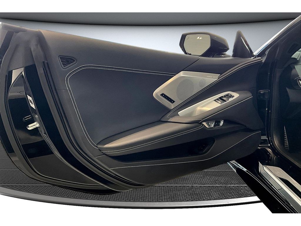2023 Chevrolet Corvette 2LT - Photo 23