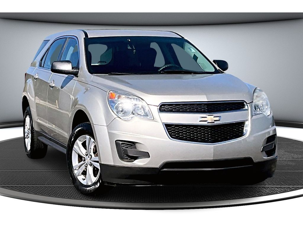 2014 Chevrolet Equinox LS photo 2