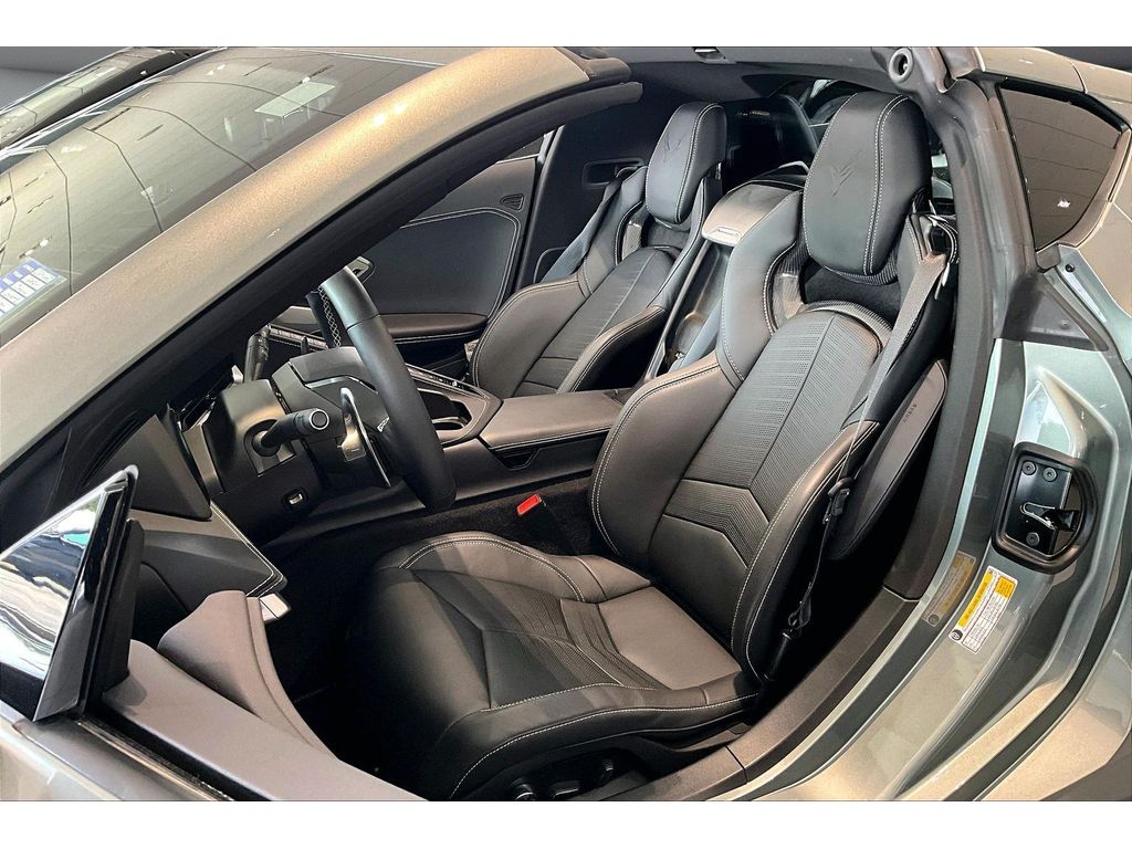 2024 Chevrolet Corvette 2LT - Photo 26