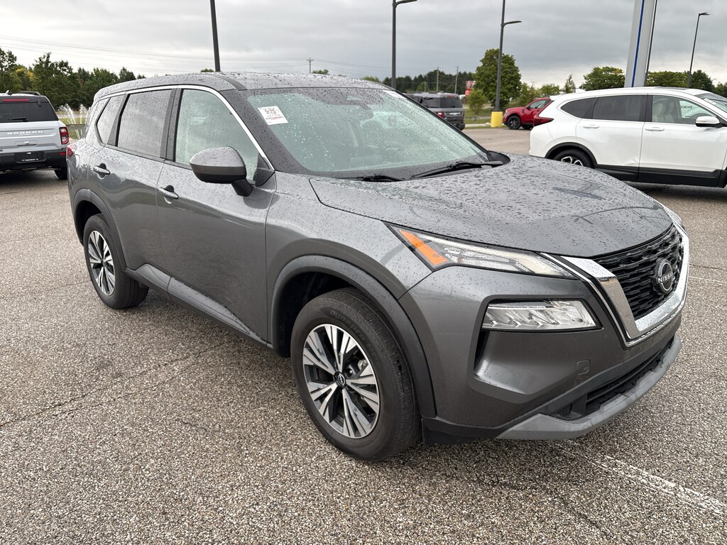 Used 2023 Nissan Rogue SV Sport Utility