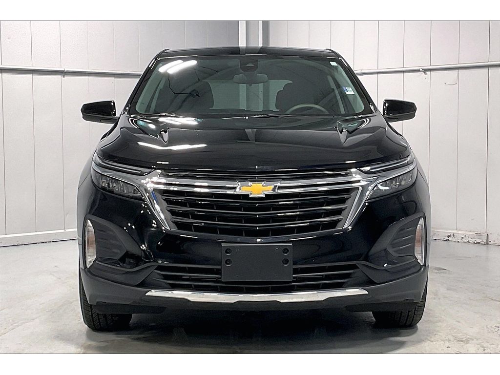 2022 Chevrolet Equinox LT photo 3