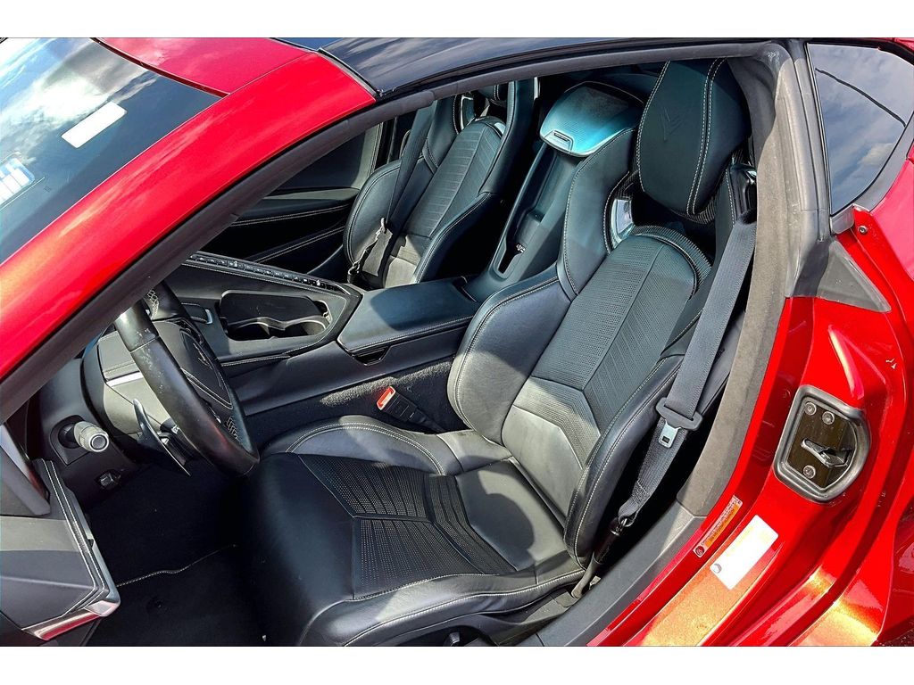 2021 Chevrolet Corvette 3LT - Photo 29