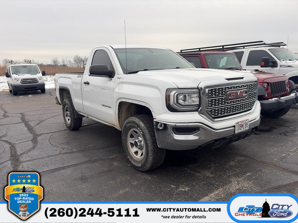 2017 GMC Sierra Base's photo