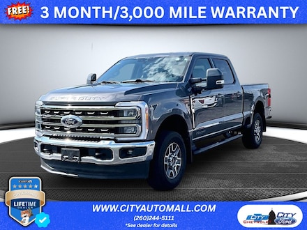 2023 Ford F-250 Super Duty LARIAT Crew Cab