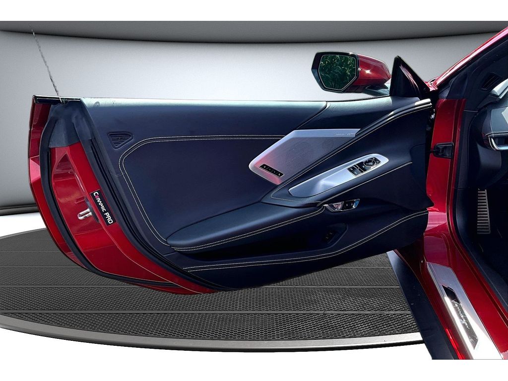 2021 Chevrolet Corvette 3LT - Photo 27