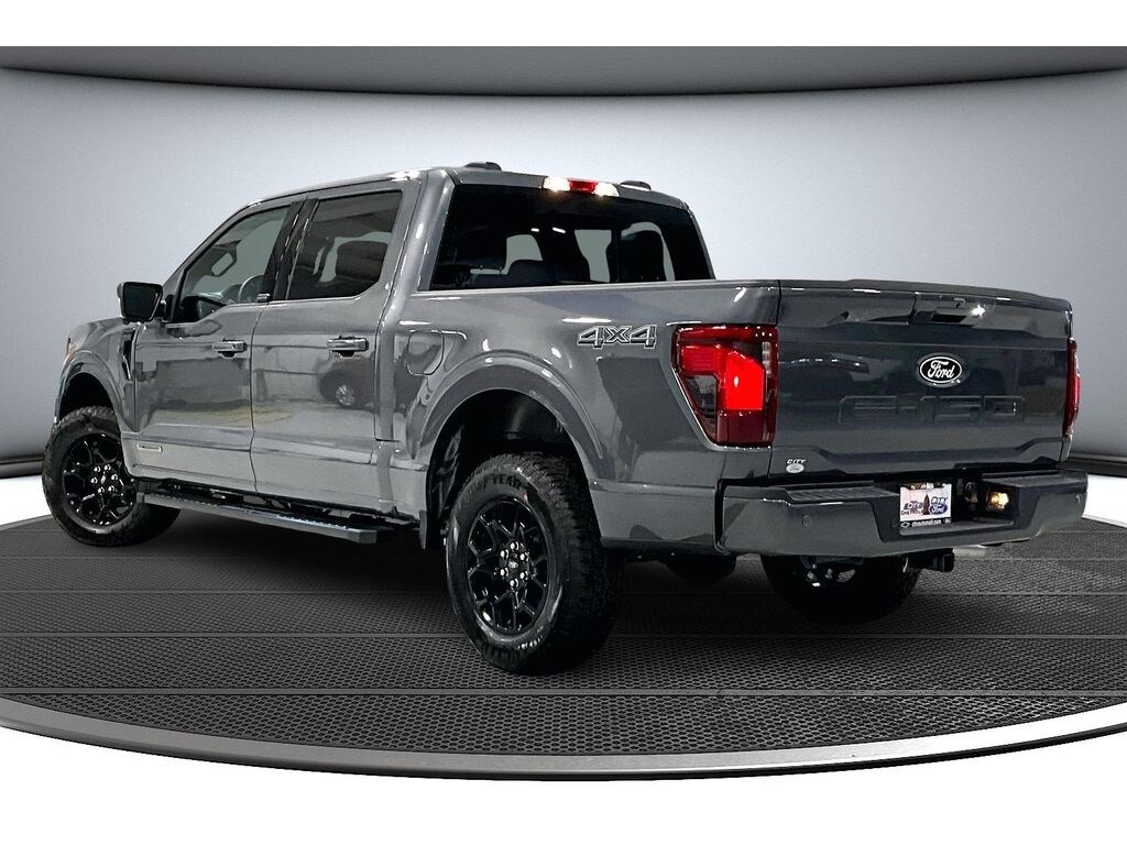New 2025 Ford F-150 XLT Crew Cab
