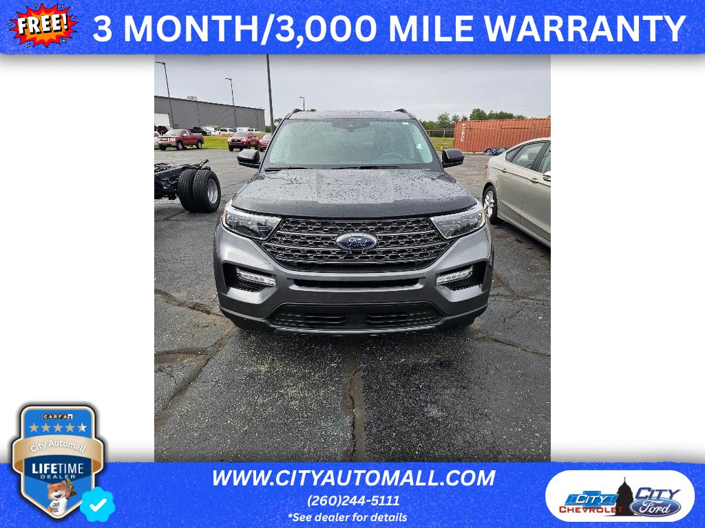 2022 Ford Explorer XLT 4WD's photo